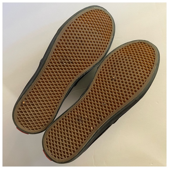 Listing Re Listed. Feel free to make an offer on new listing if/when available - Picture 7 of 10